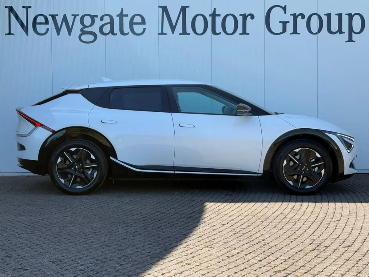 Kia EV6 **DEMO Model** PE Earth - Image 4