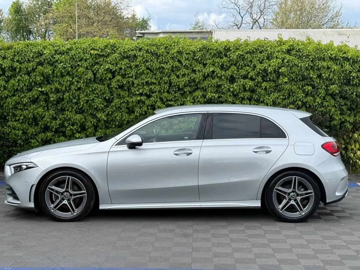 Mercedes-Benz A-Class A200d AMG-LINE PREMIUM + ** - Image 3