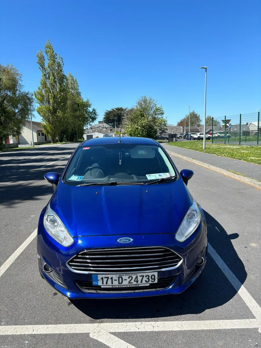 2017 Ford fiesta automatic - Image 1
