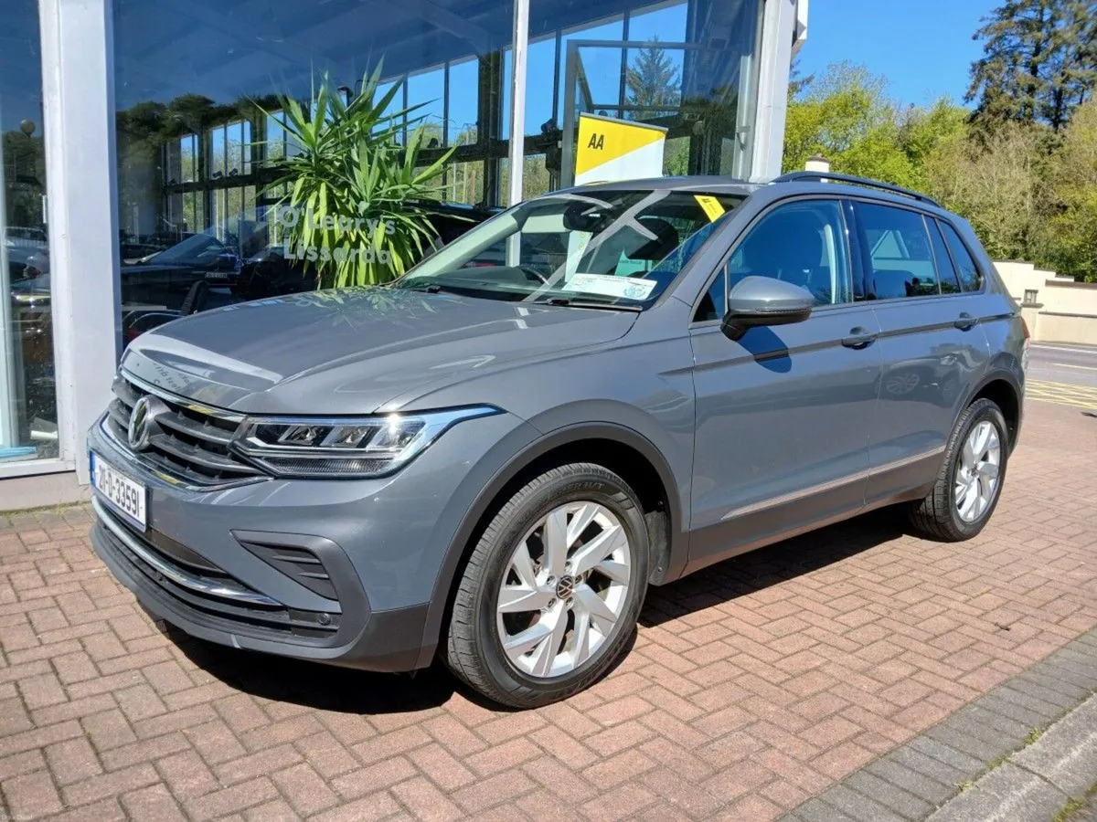 Volkswagen Tiguan 2.0 TDI 122HP Life, Dolphin Grey - Image 2
