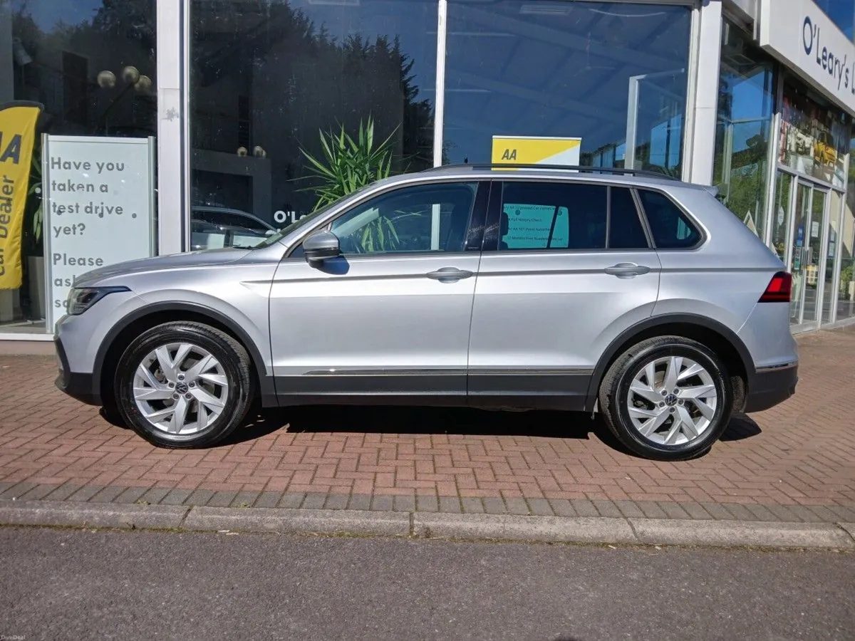 Volkswagen Tiguan 2.0 TDI 122HP Life, Reflex Silve - Image 4
