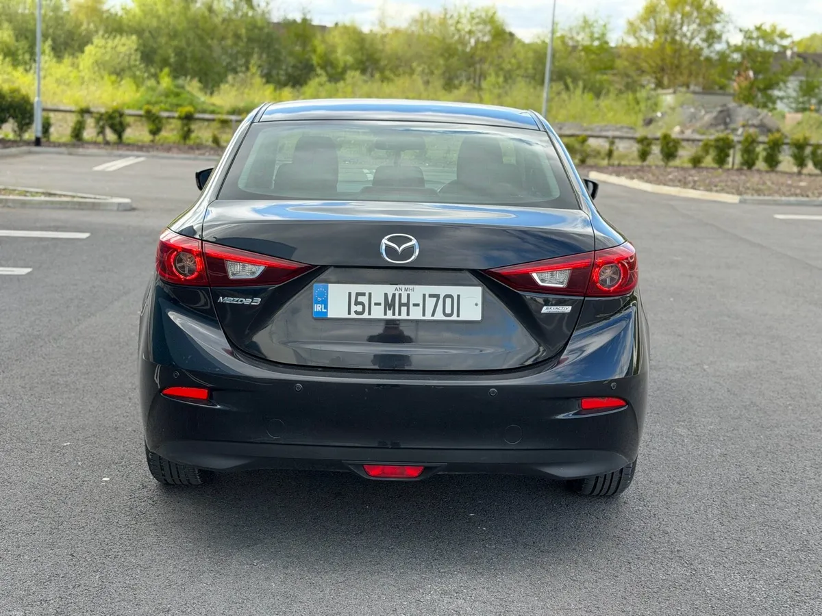 151 Mazda 3 nct 05/27.    2500€ - Image 4