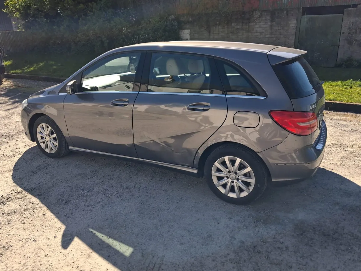 Mercedes B class only 77000km - Image 3