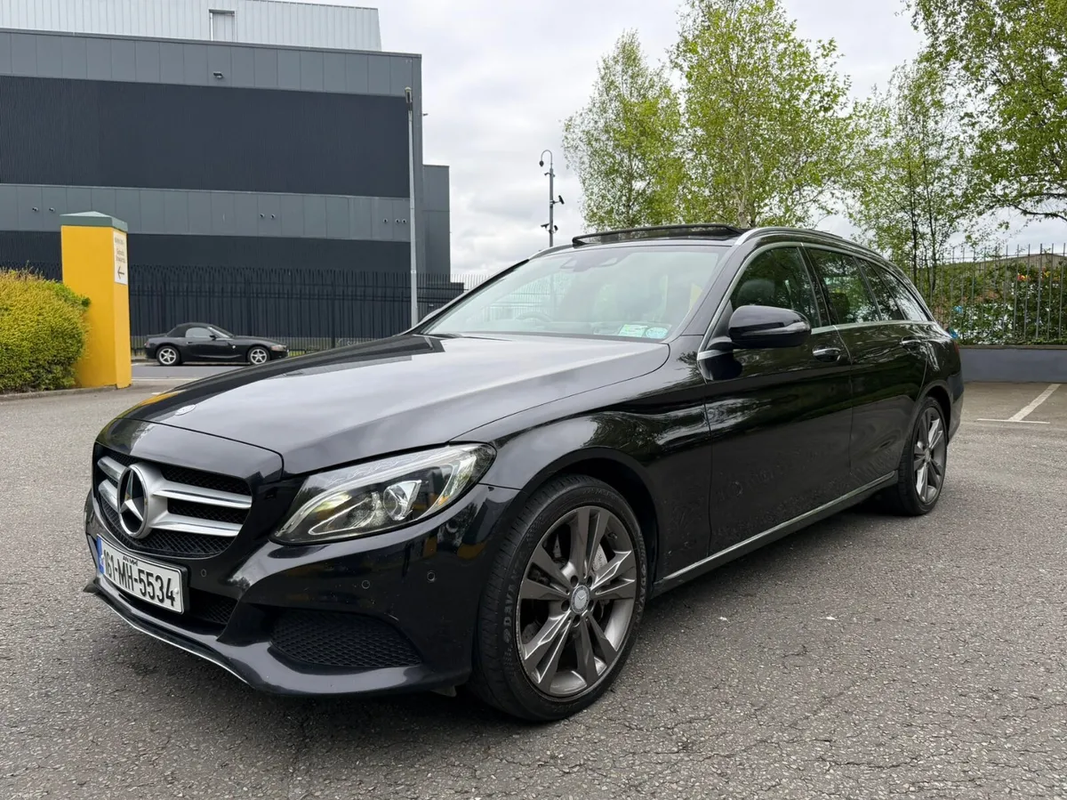 Mercedes-Benz C350E AMG Sport Touring Premium Plus - Image 3