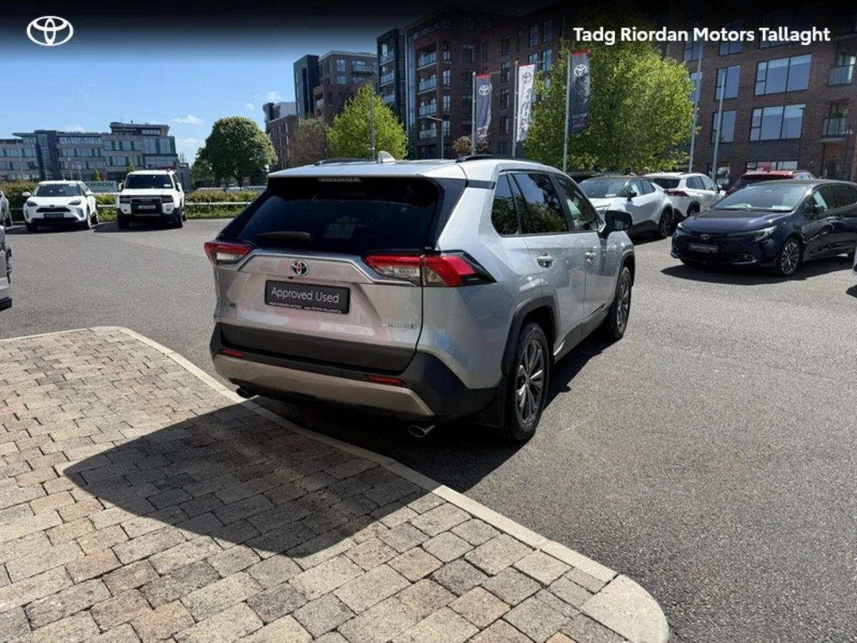Toyota RAV4 RAV4 HYBRID SOL - Image 2