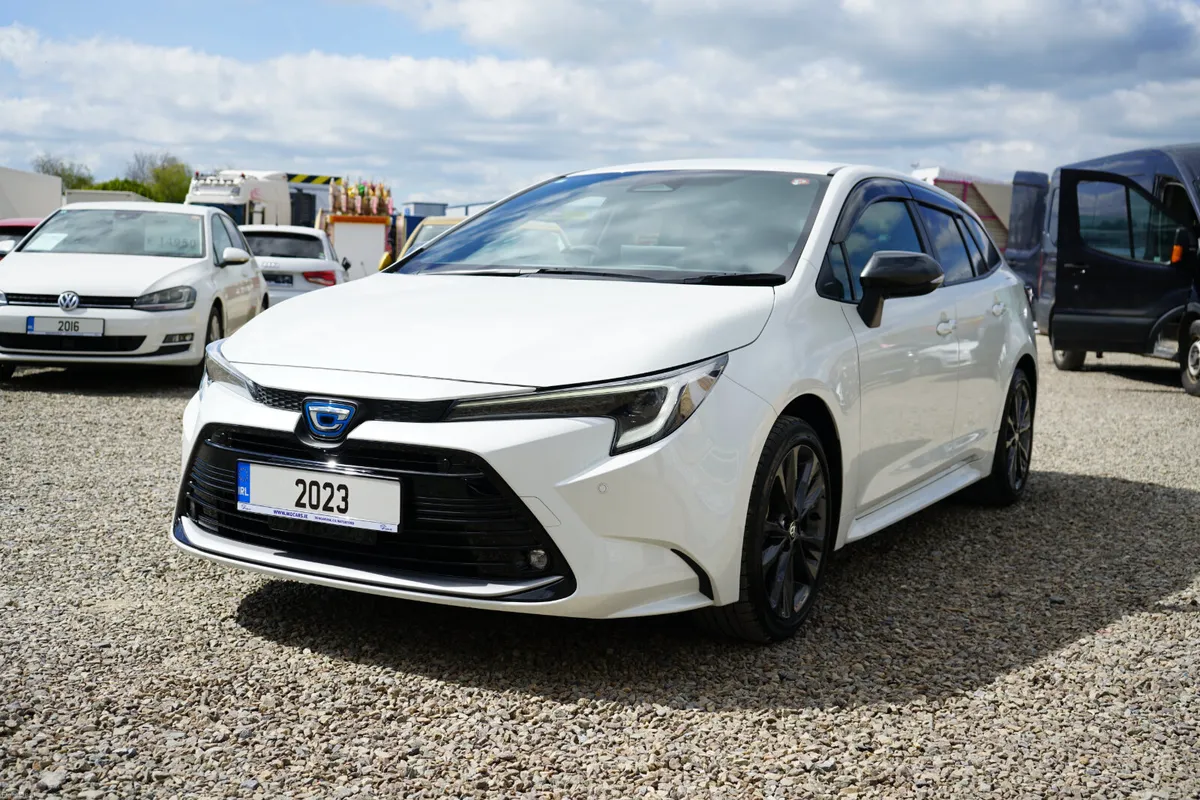 2023 Toyota Corolla Touring Hybrid Automatic - Image 1