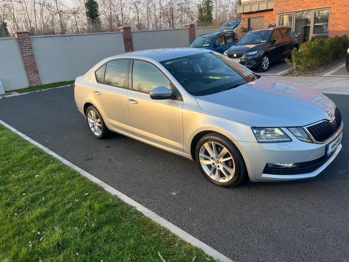 Skoda Octavia 2020 - Image 2