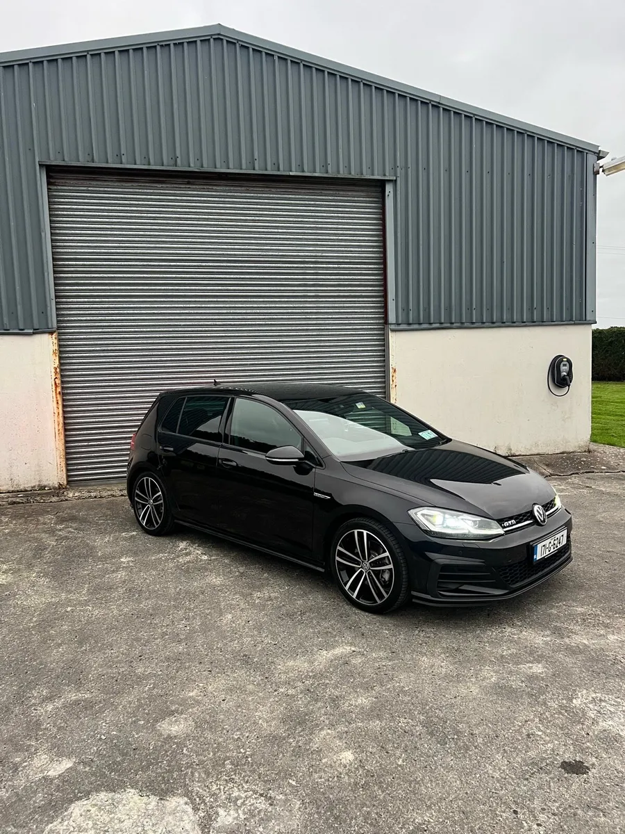 Volkswagen Golf - Image 2