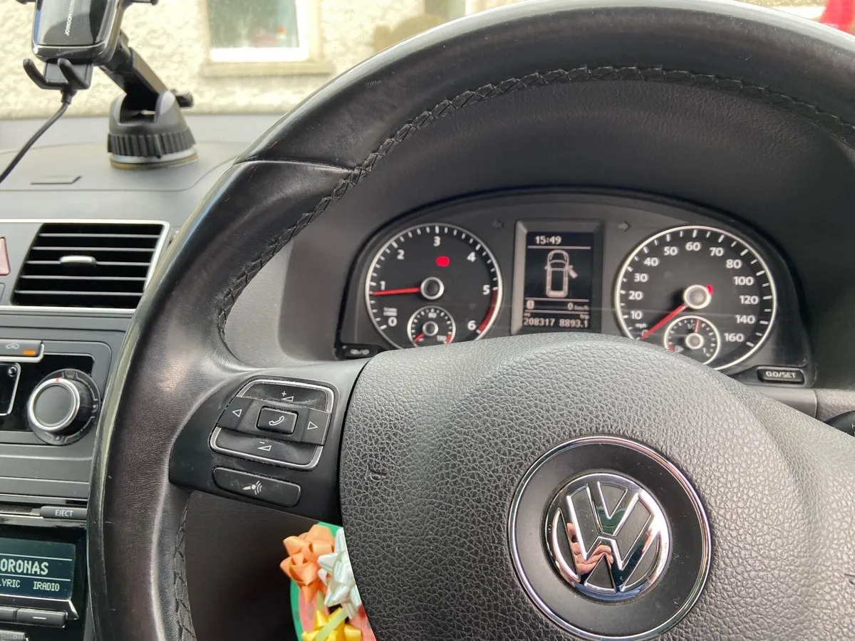 Volkswagen Touran 2013 - Image 3