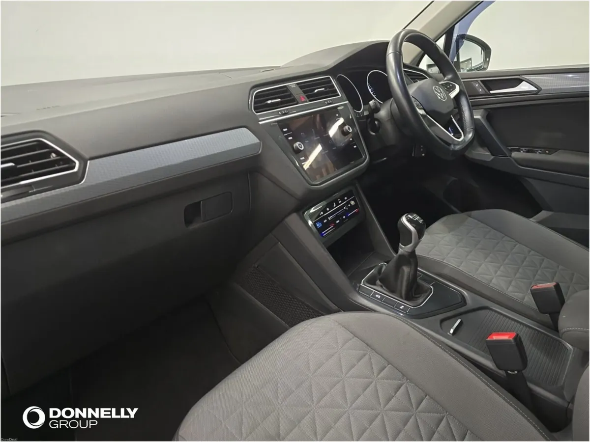 Volkswagen Tiguan Diesel Estate Life - Image 2