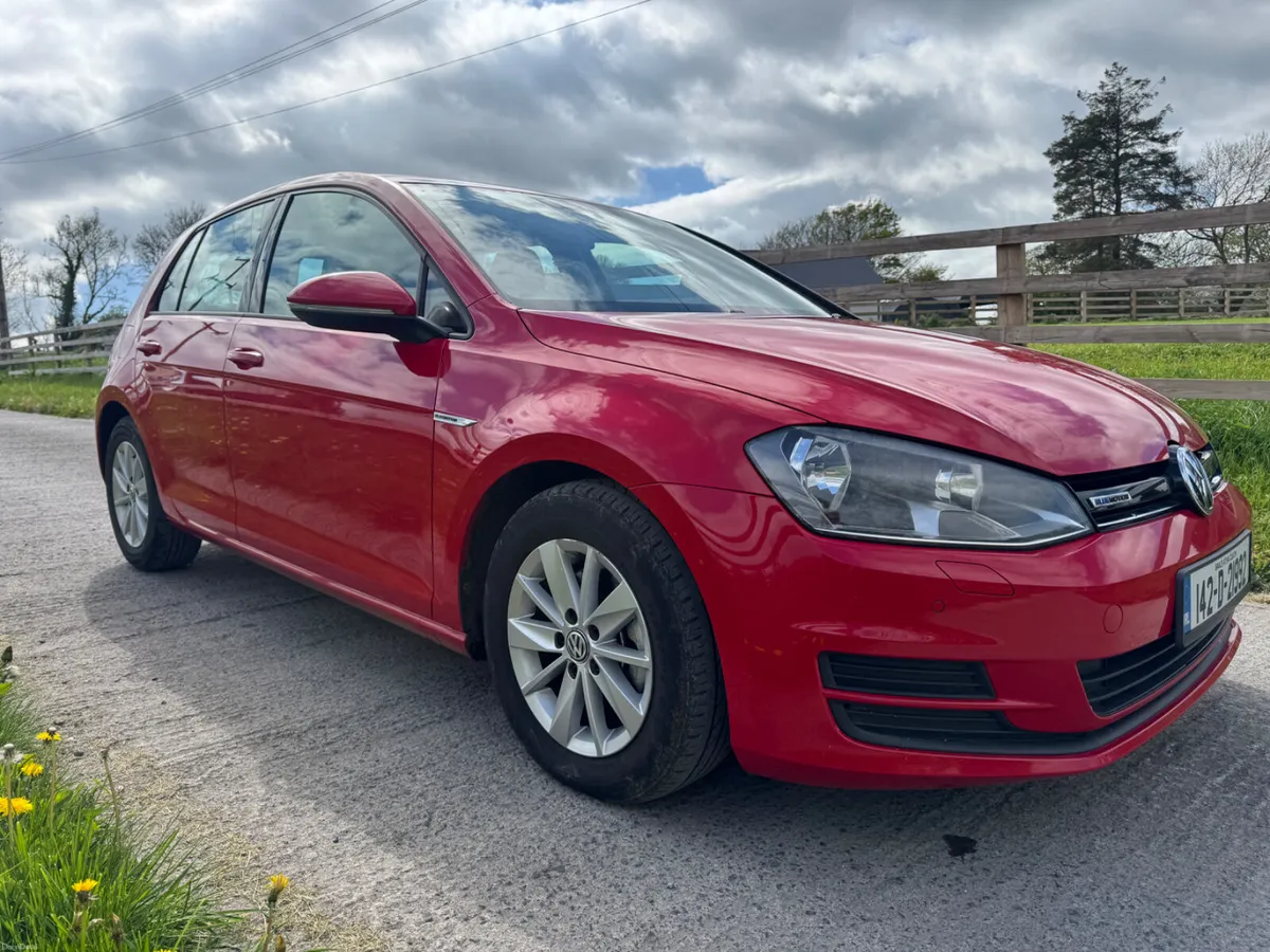 Volkswagen Golf,Diesel,Warranty,low kms - Image 3