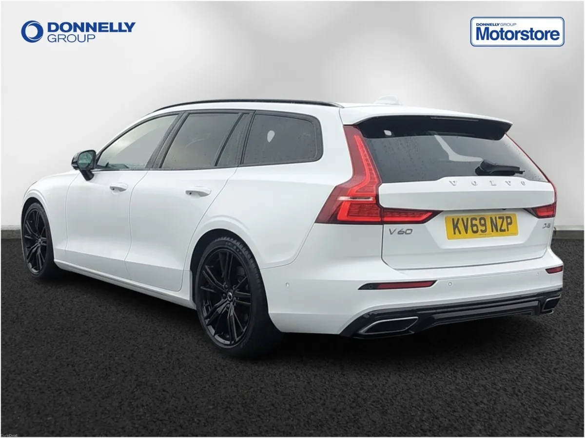 Volvo V60 Diesel Sportswagon R DESIGN Pro - Image 2