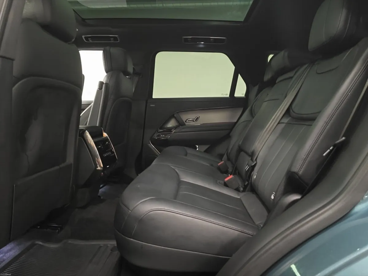 Land Rover Range Rover Sport Diesel Estate Dynamic - Image 4