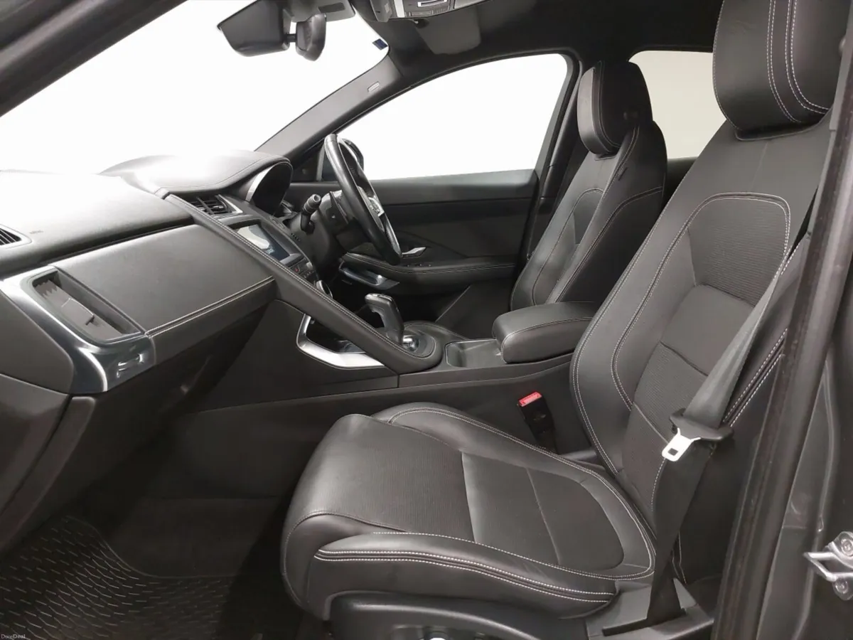 Jaguar E-pace Diesel Estate R-Dynamic HSE - Image 3