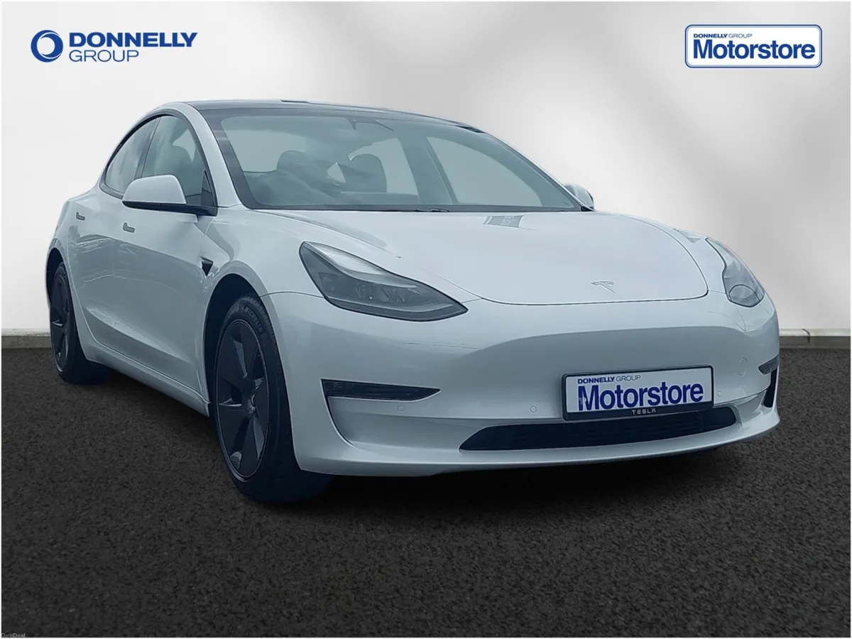 Tesla Model 3 Saloon Long Range - Image 3