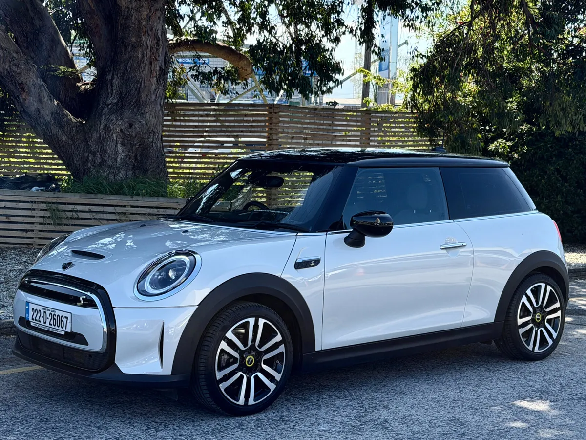 2022 Mini Electric..LEVEL 2 SPEC..2 keys - Image 3