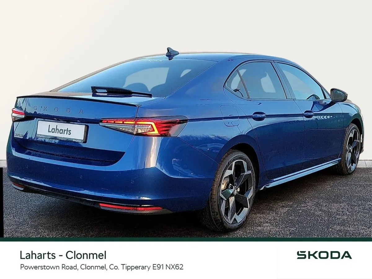 Skoda Superb SPORTLINE 2.0TDI 150HP DSG EX DEMO MA - Image 5