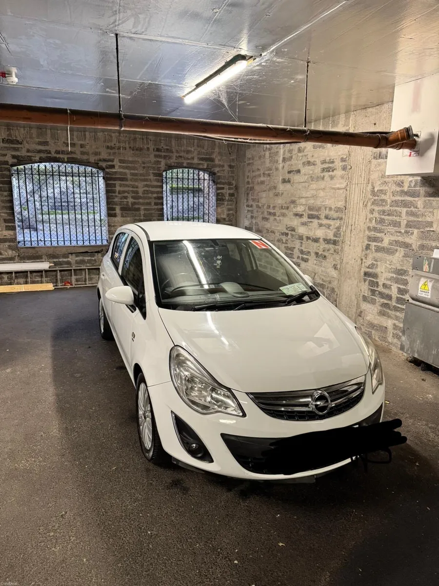 Opel Corsa 2014 - Image 1