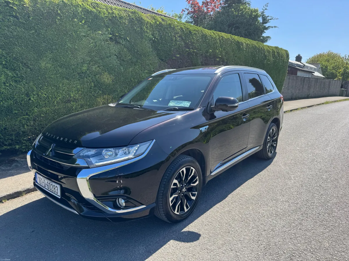 Mitsubishi Outlander hybrid / low mileage - Image 4