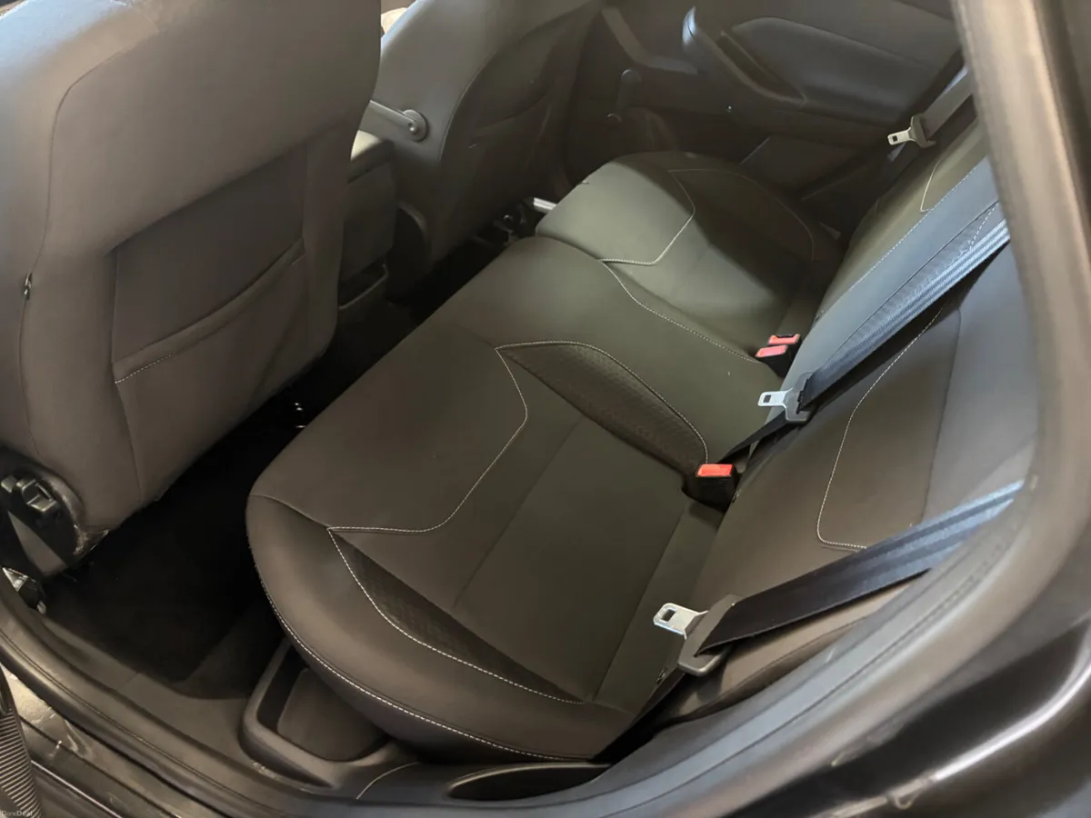Ford Focus 2015 - Image 4