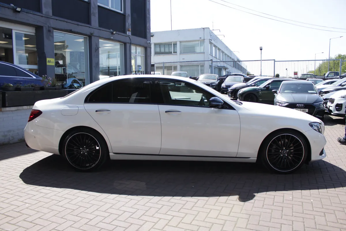 2020 MERCRDES-BENZ E220D 4DR SALOON AUTO - Image 3