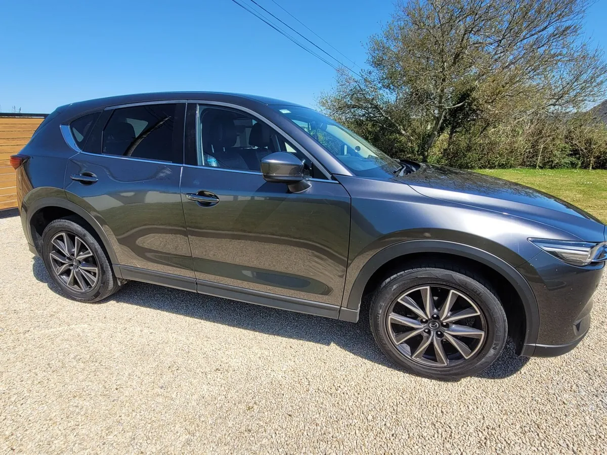 2018 Mazda CX-5 2018 Platnium top spec - Image 1