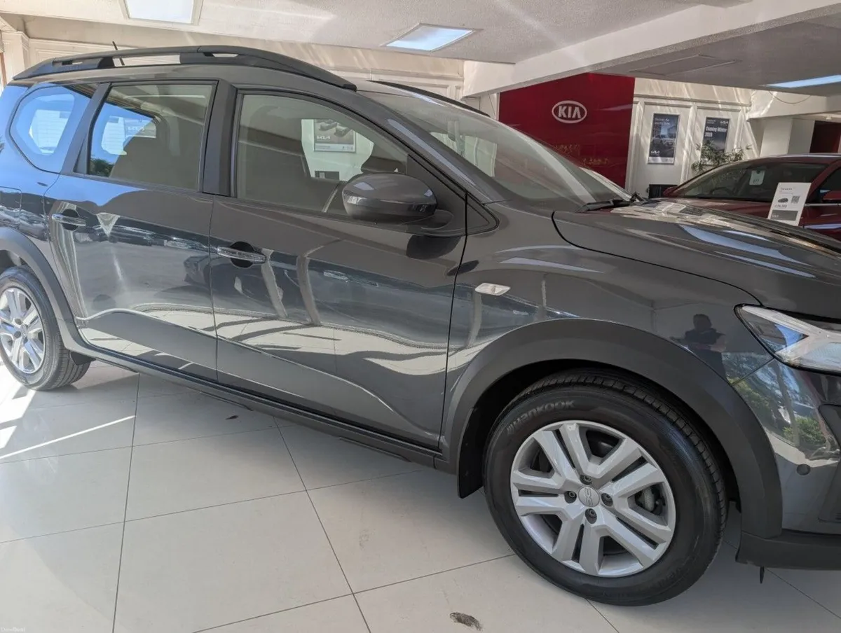 Dacia Jogger Expression Tce 110 Nbi 5dr - Image 4