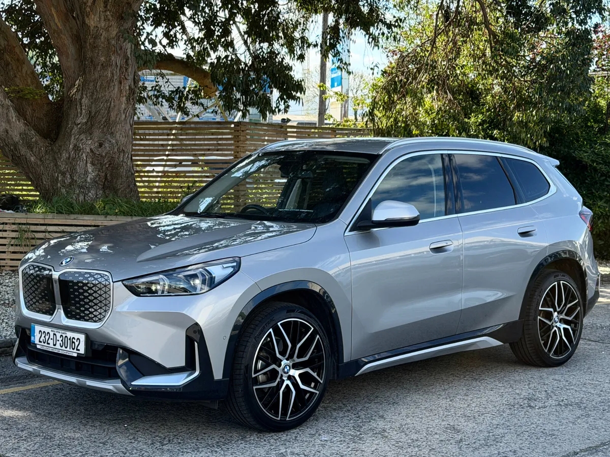 2023 BMW iX1..X-LINE..2 keys - Image 3