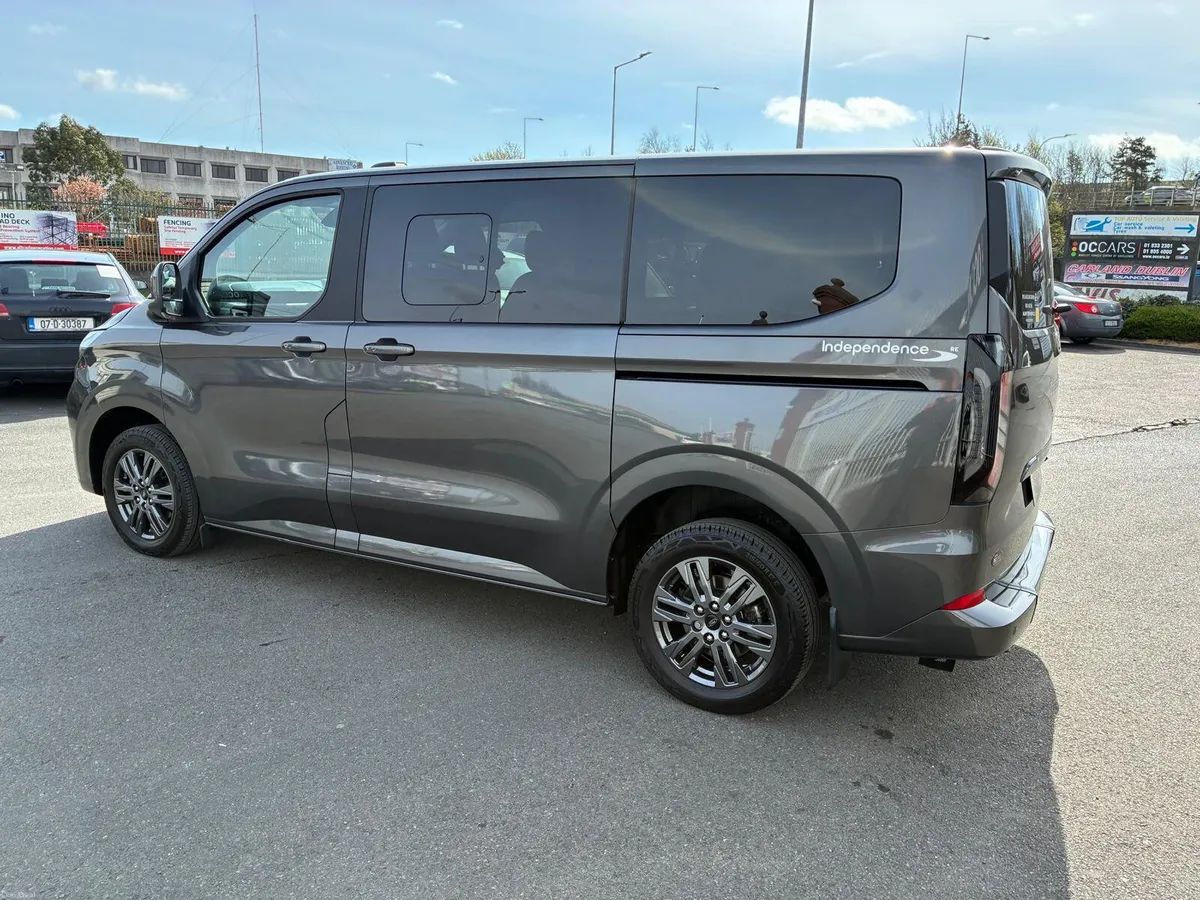 2025 Ford Custom Independence RE 5 Seats+WC - Image 4