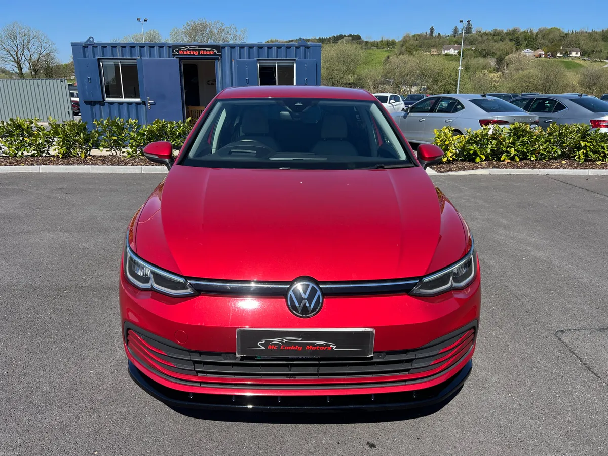 2022 Volkswagen Golf Life 2.0 TDI - Image 3