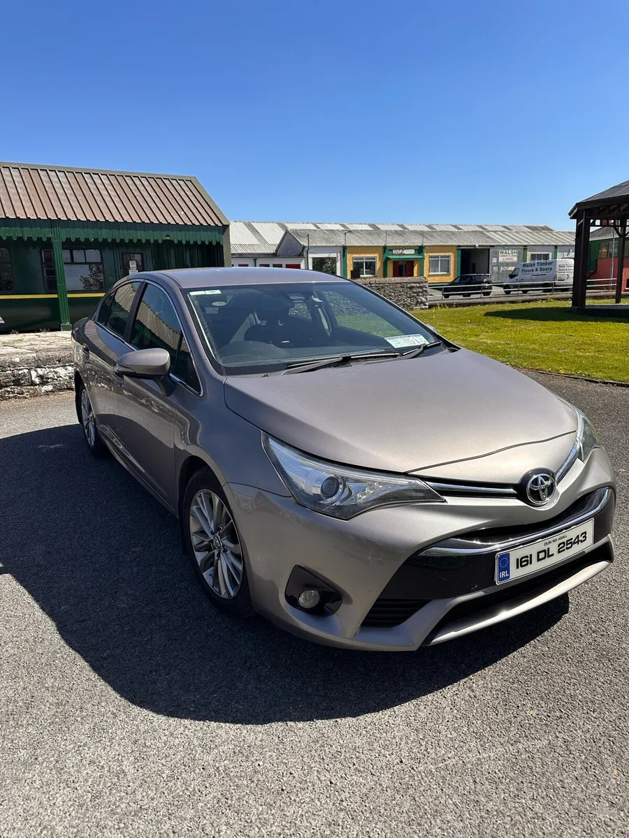 Toyota Avensis - Image 2
