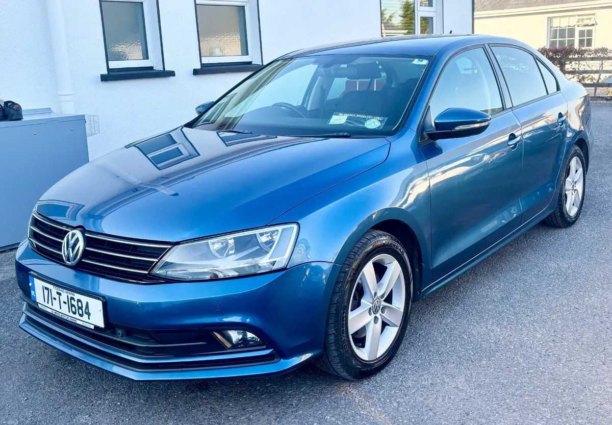 2017 Volkswagen Jetta 2.0L TDI - Image 1