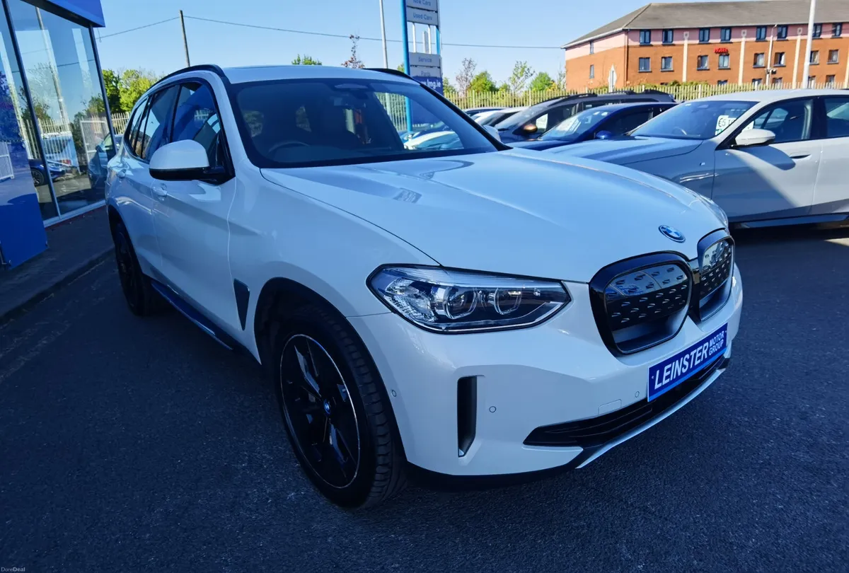 BMW IX3 80KWH PREMIER EDITION **94% BATTERY** - Image 4