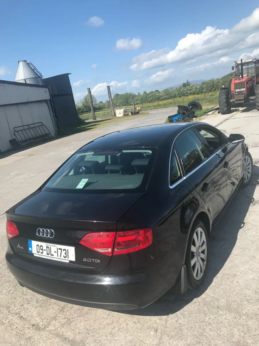 Audi A4 - Image 2