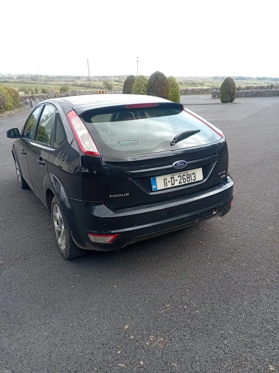 11 Ford Focus Nct 9/26 - Image 2