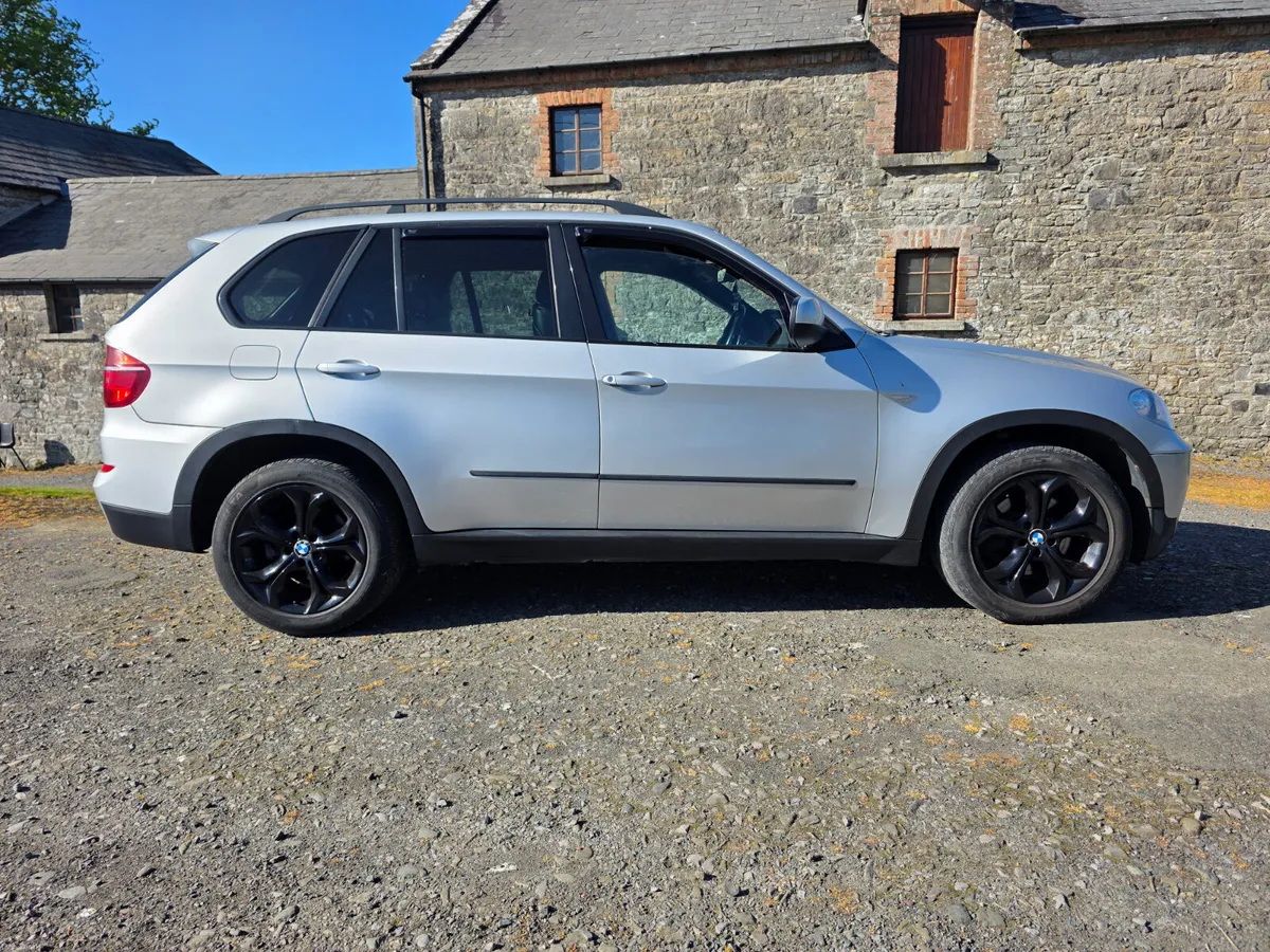 BMW X5 diesel ( 7 seater crewcab cheap tax !!! - Image 4