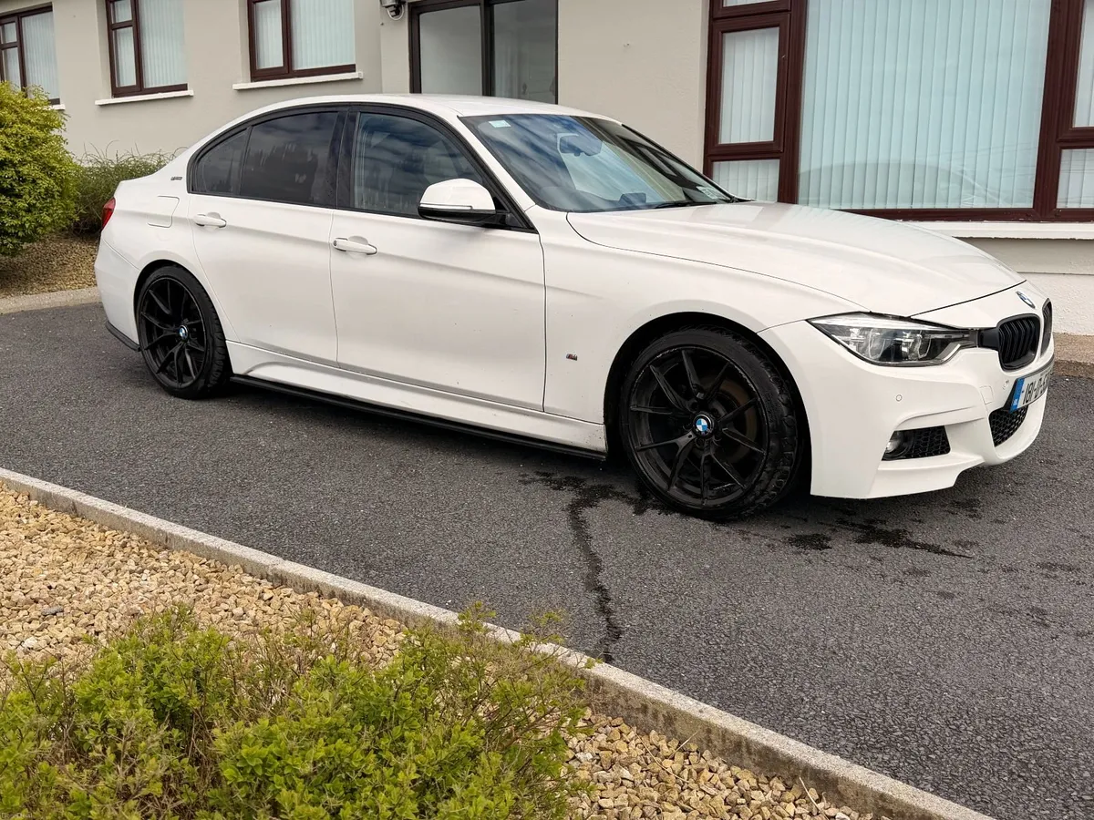 BMW 330E Msport 2018 - Image 4