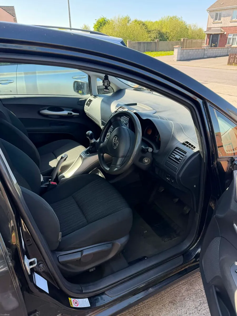 Toyota Auris - Image 3