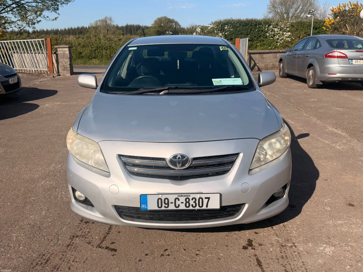 Toyota Corolla 2009 1.4 Petrol - Image 2