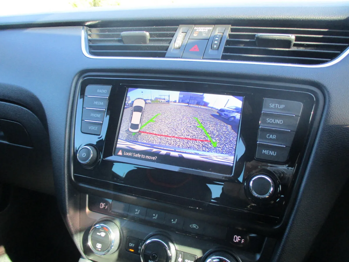 Skoda Octavia 2017 2.0TDI VRS 184BHP - Image 3