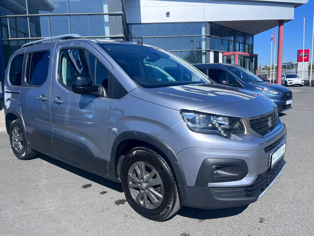 Peugeot Rifter 2022 Wheelchair Accessible - Image 1