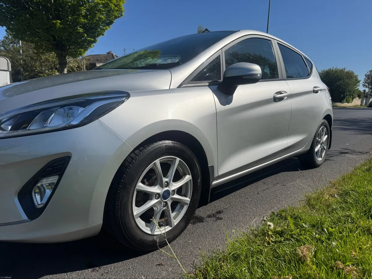 Ford Fiesta 2019 - Image 4
