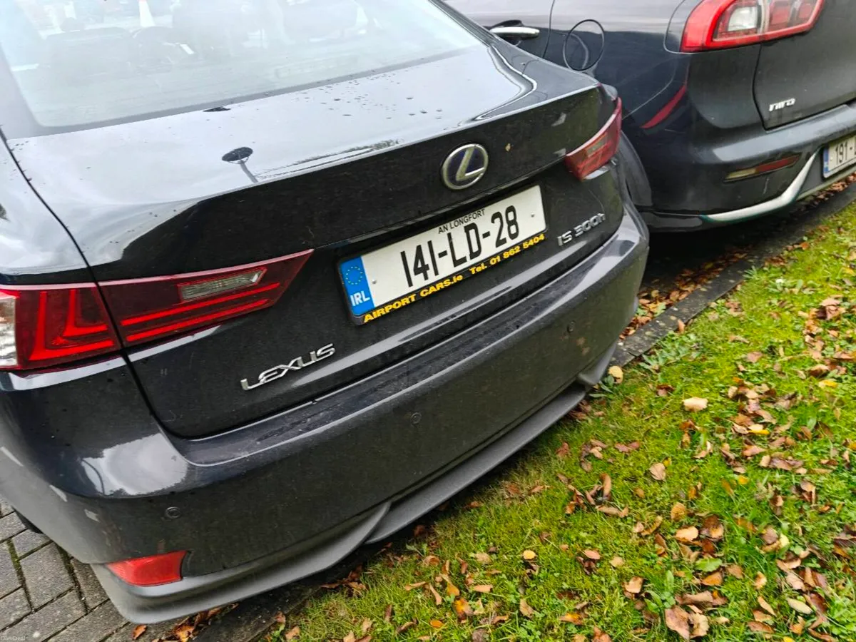 Lexus l300 2014 - Image 3