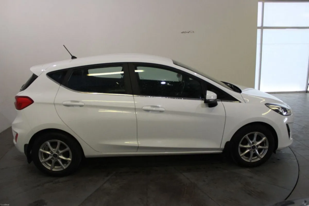 Ford Fiesta 1.5 TDCi 85 PS Titanium - TENDER 39 - Image 3