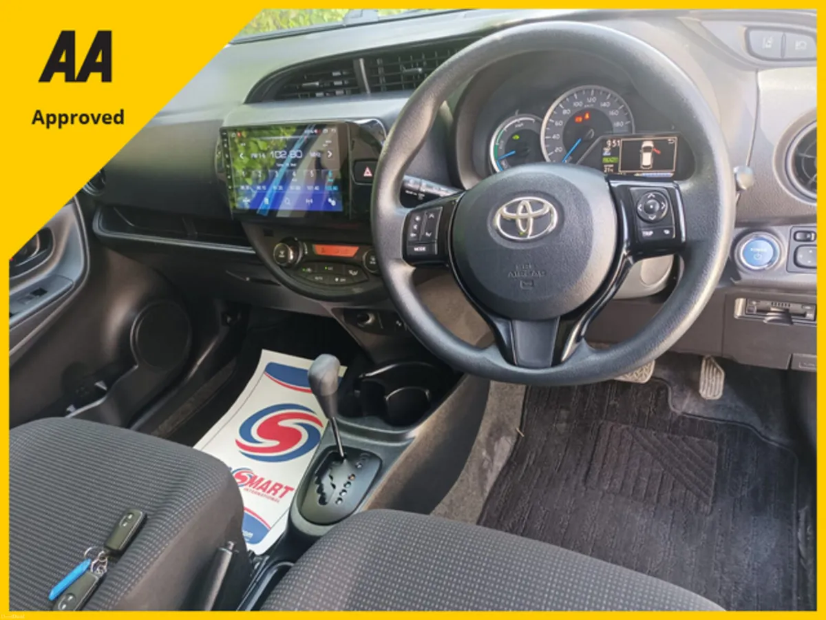 Toyota Yaris 1.5 Petrol Hybrid Automatic, 2017 - Image 6