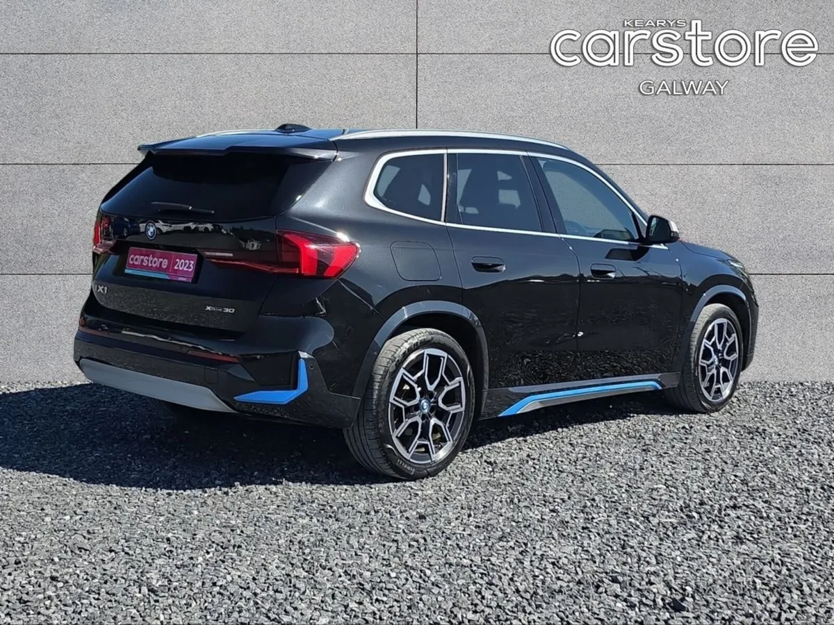 BMW iX1 Ix1 Xdrive 30 X Line  xDrive30 xLine  313 - Image 3