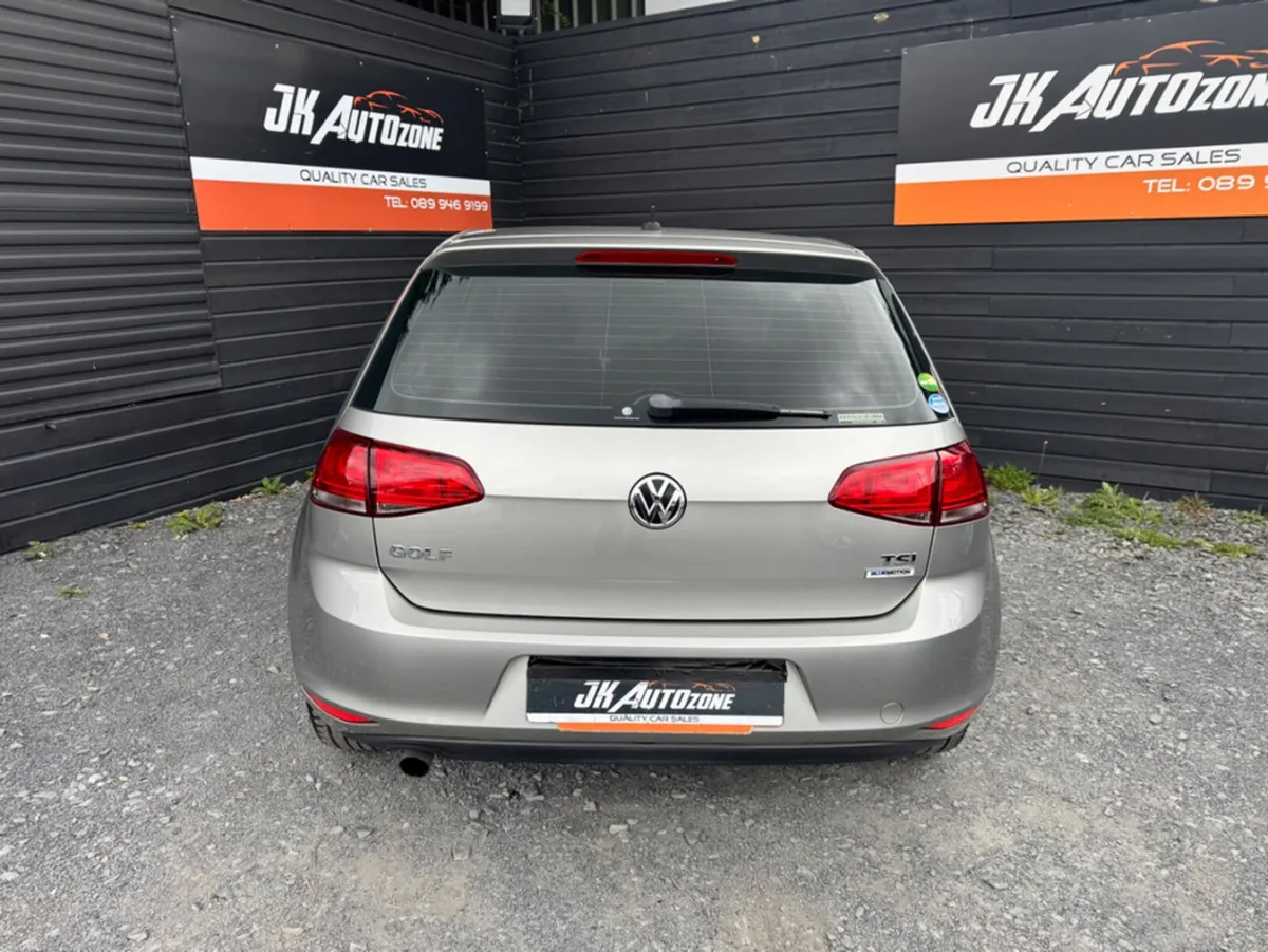 Volkswagen Golf 1.2 TFSI AUTO - Image 4