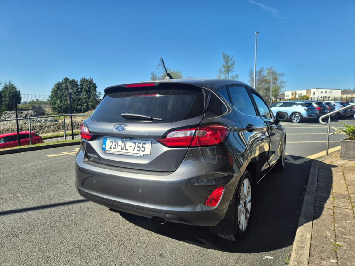 Ford Fiesta TITANIUM 1.0T 100PS - Image 5