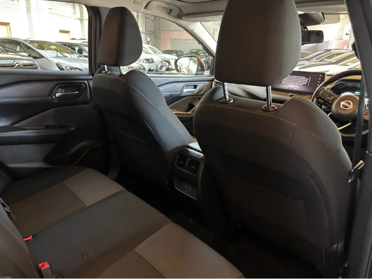 Nissan Qashqai EPOWER SV PREMIUM GR R RR 4DR AUTO - Image 4