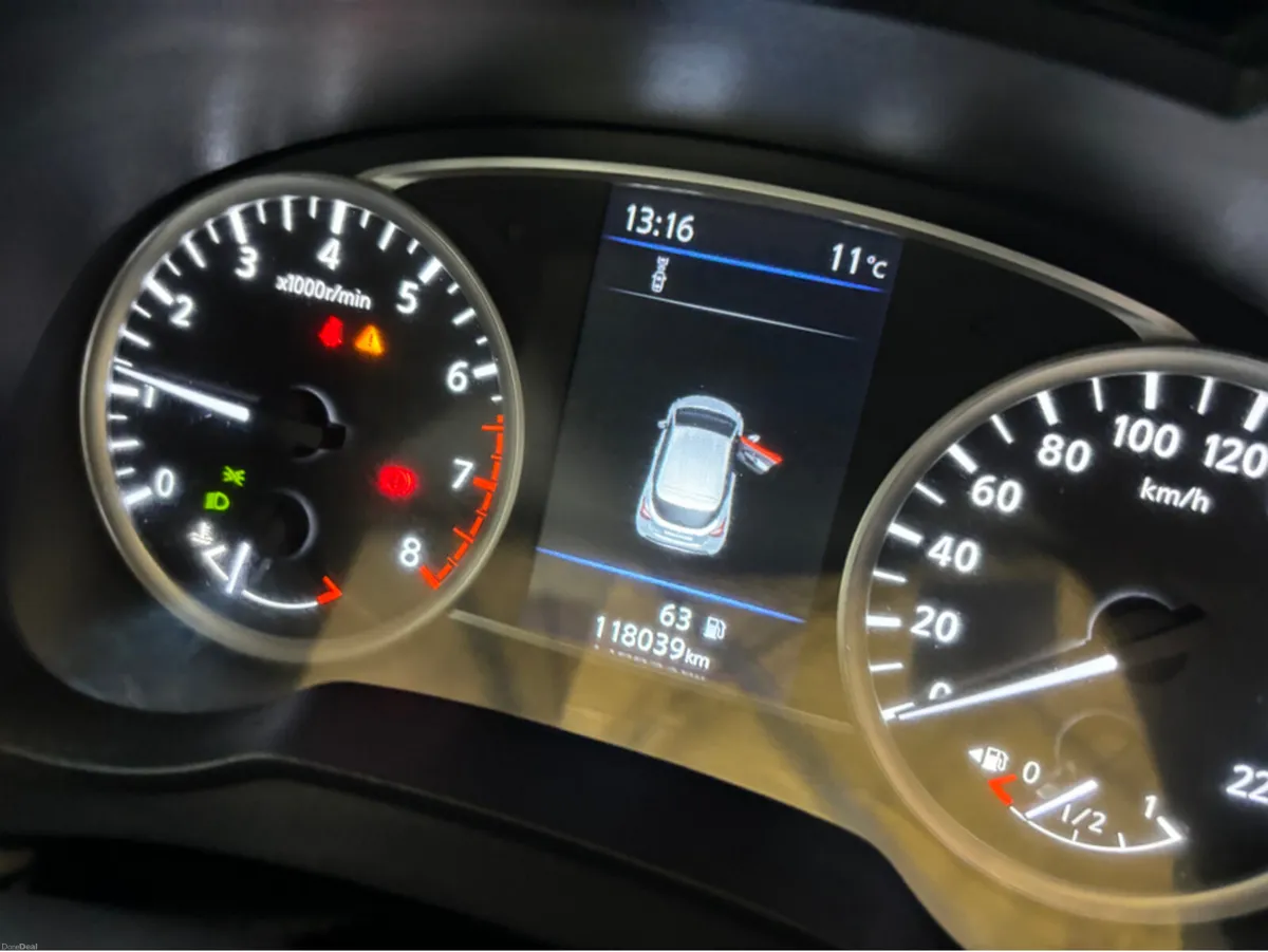 Nissan Micra 1.0 N-DESIGN BLACK EX-T M MY21.5 - Image 4